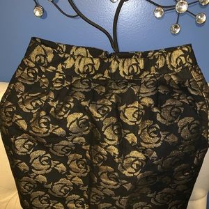 Loft elegant skirt. Great for the 🎅🏼🌲